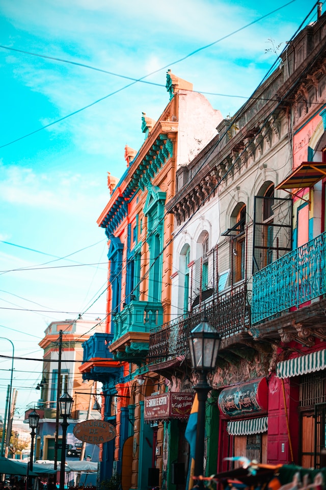 Exploring the Vibrant Streets of Buenos Aires: A Local's Guide